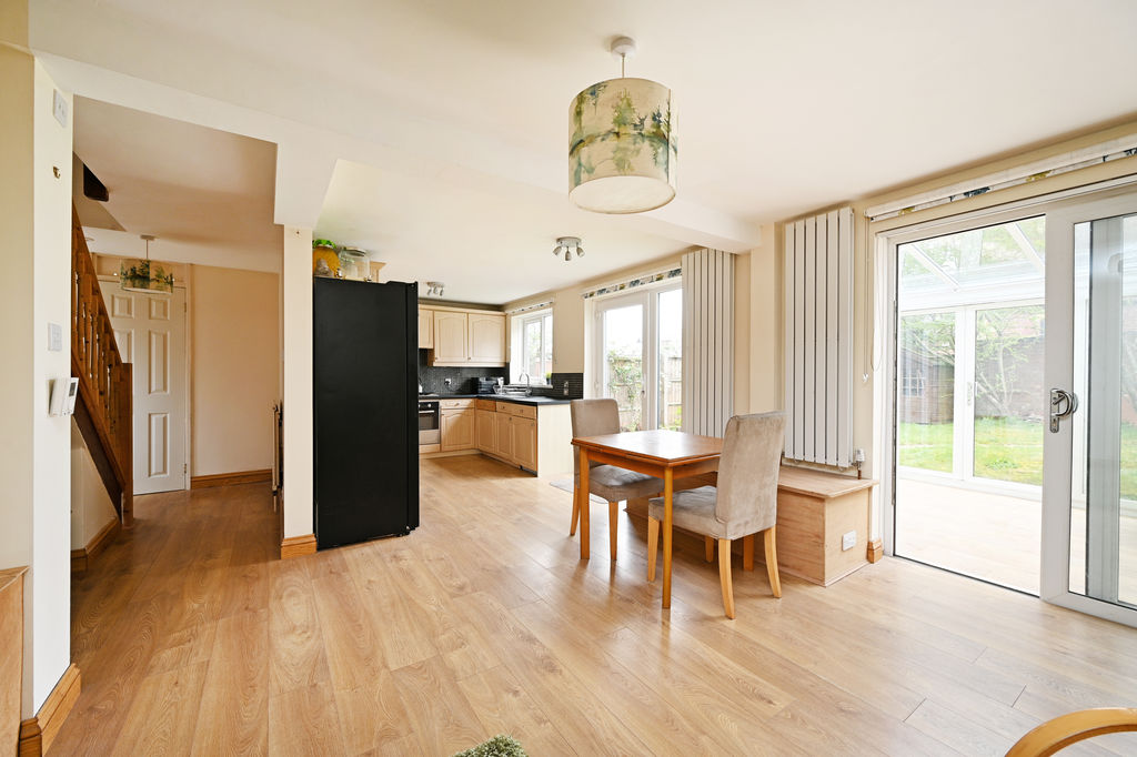Broomspring Lane
